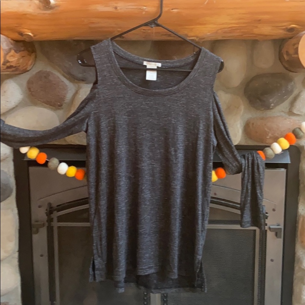 Black long sleeve top with shoulder cut-outs
